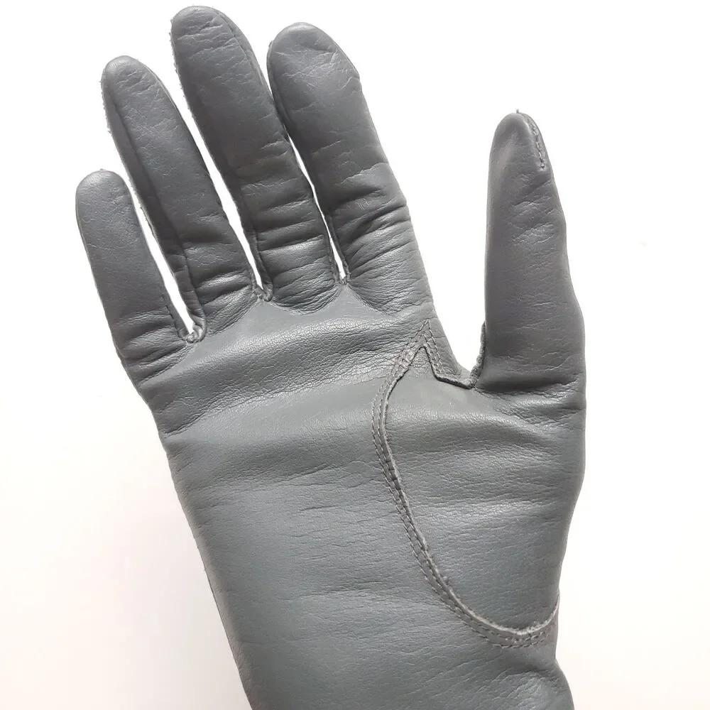 Fownes vtg gray